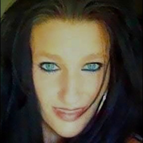 Meet your Posher, Angela - Picture 1 of 1